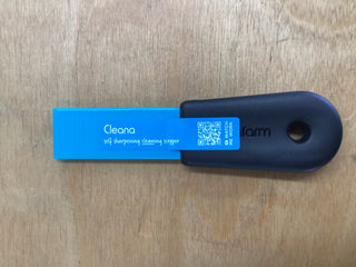 Cleana 2-In-1 Self-Sharpening Cleaning Scraper & Hook Scraper - Dreamfarm