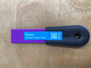 Cleana 2-In-1 Self-Sharpening Cleaning Scraper & Hook Scraper - Dreamfarm